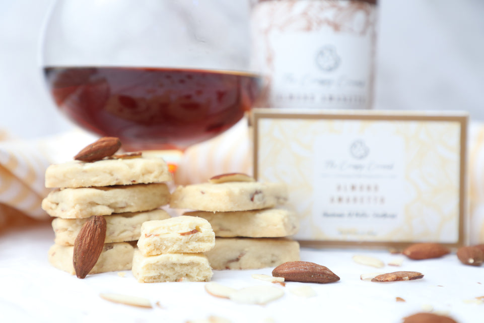 Almond Amaretto Shortbread Cookie